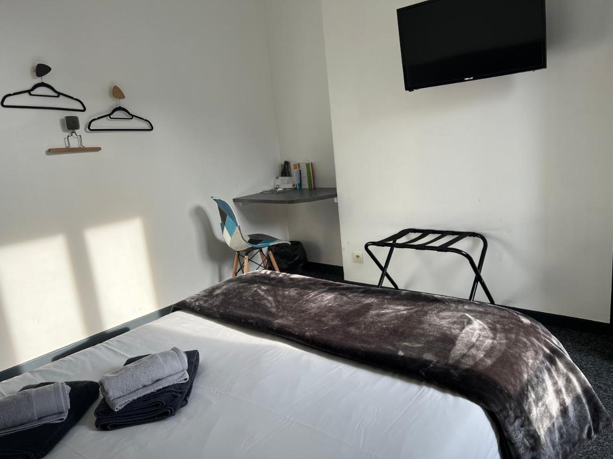 Hotel Akena Hf Limoges Esterno foto