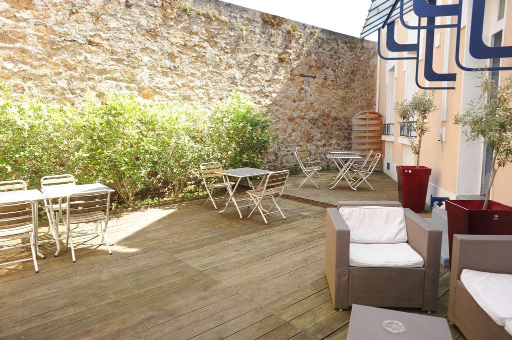 Hotel Akena Hf Limoges Esterno foto