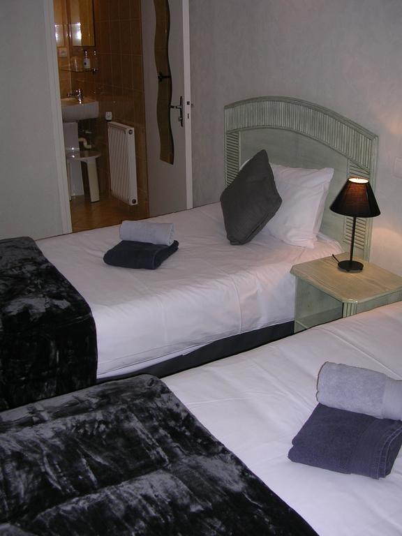 Hotel Akena Hf Limoges Esterno foto
