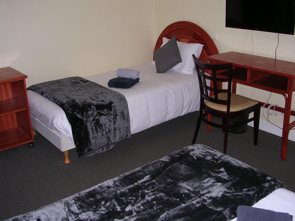 Hotel Akena Hf Limoges Esterno foto