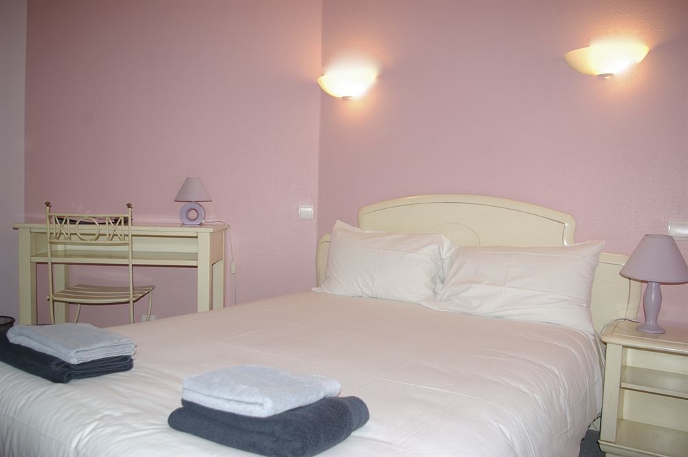 Hotel Akena Hf Limoges Esterno foto