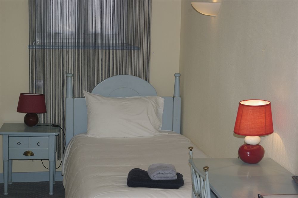 Hotel Akena Hf Limoges Esterno foto