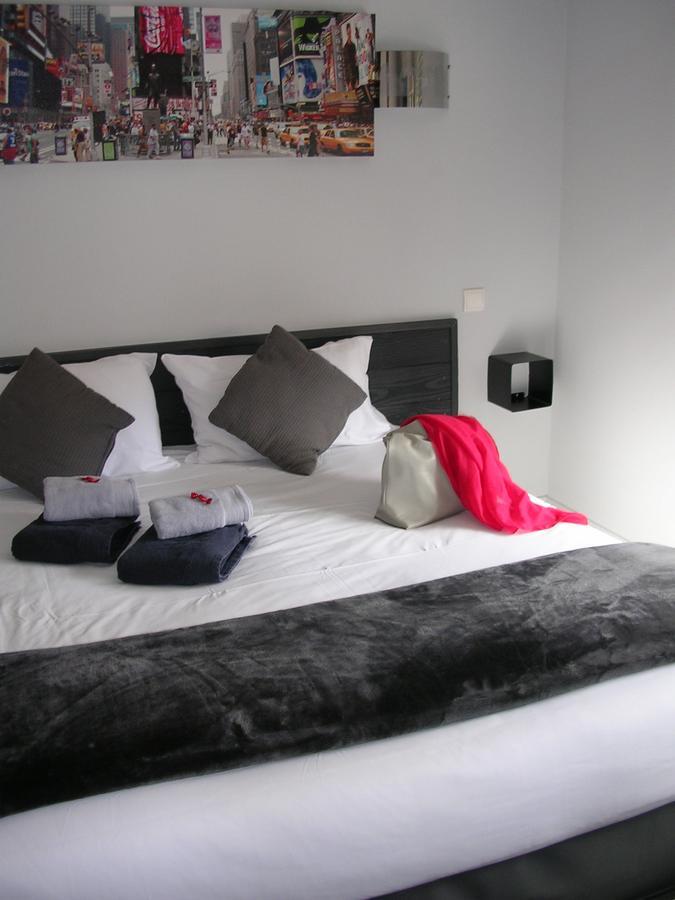 Hotel Akena Hf Limoges Esterno foto