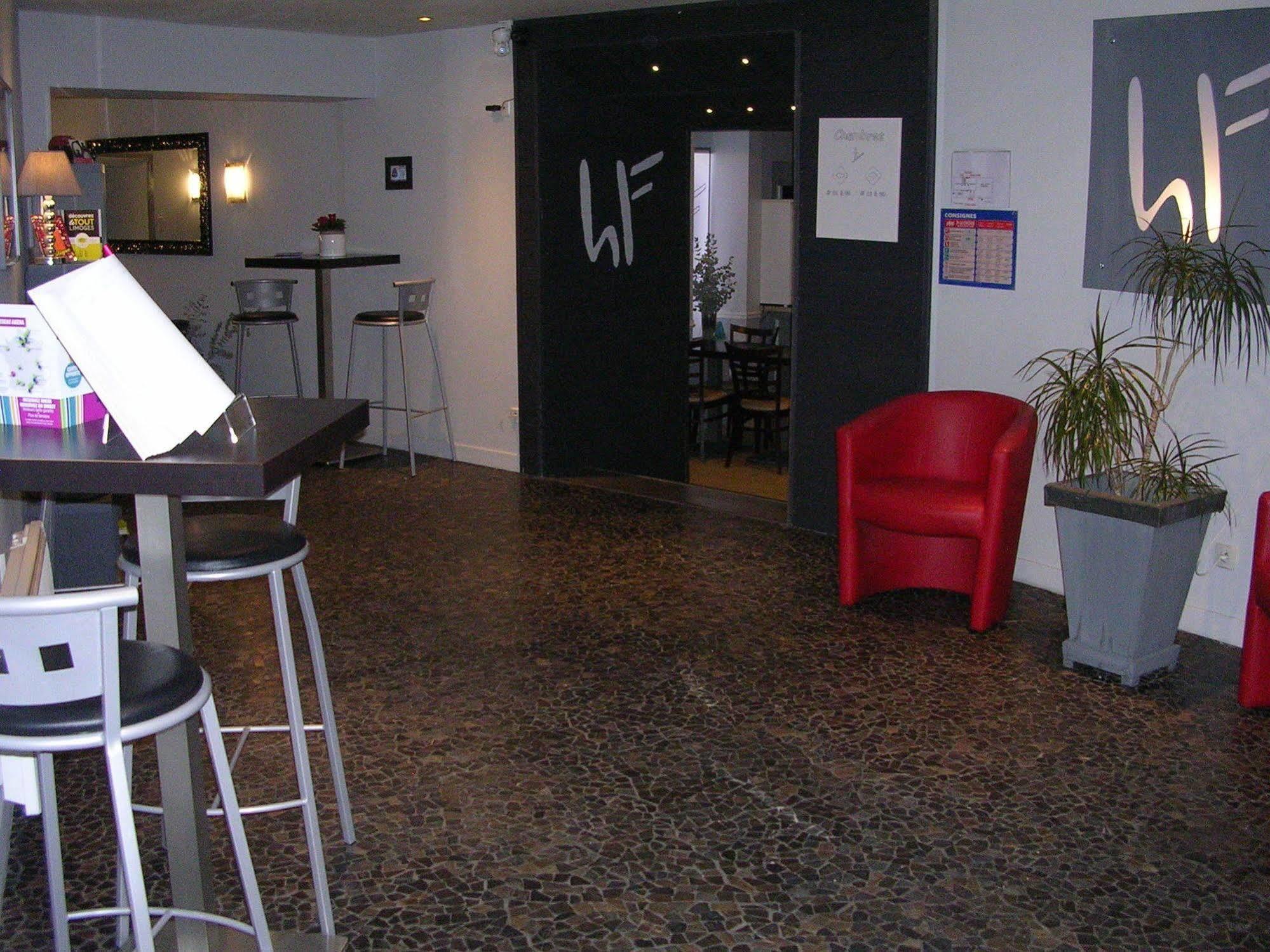 Hotel Akena Hf Limoges Esterno foto